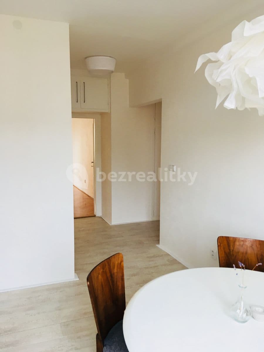 2 bedroom flat to rent, 66 m², Osvoboditelů, Zlín, Zlínský Region 2 bedroom flat to rent, 66 m², Osvoboditelů, Zlín, Zlínský Region