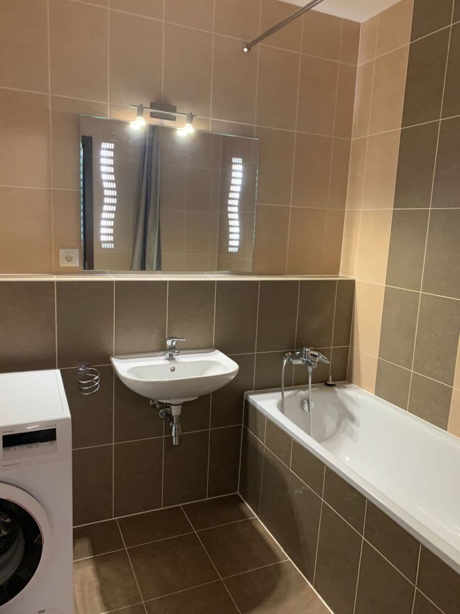 2 bedroom with open-plan kitchen flat to rent, 86 m², Olgy Havlové, Prague, Prague 2 bedroom with open-plan kitchen flat to rent, 86 m², Olgy Havlové, Prague, Prague