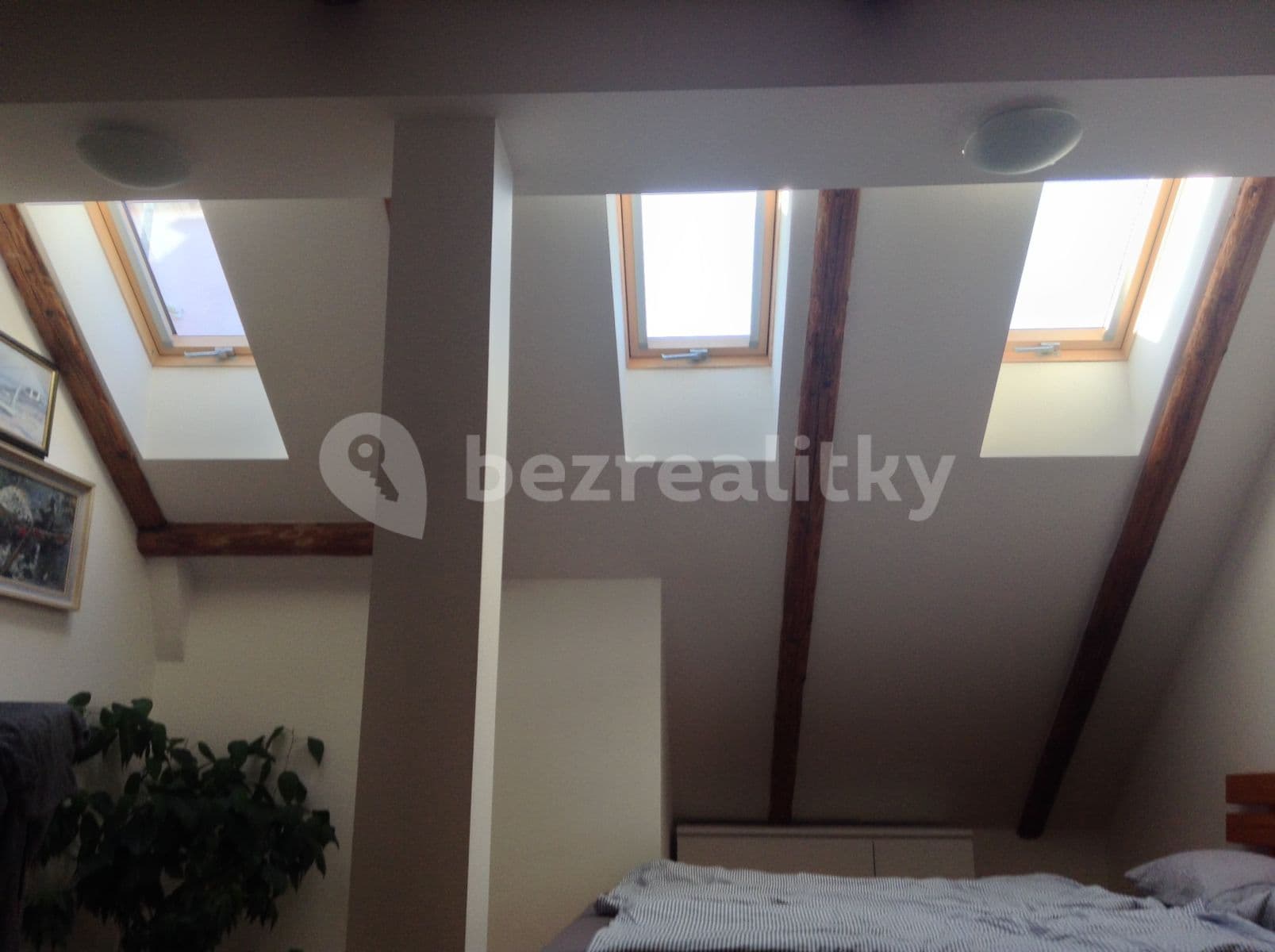 1 bedroom with open-plan kitchen flat to rent, 72 m², Jaromírova, Prague, Prague 1 bedroom with open-plan kitchen flat to rent, 72 m², Jaromírova, Prague, Prague