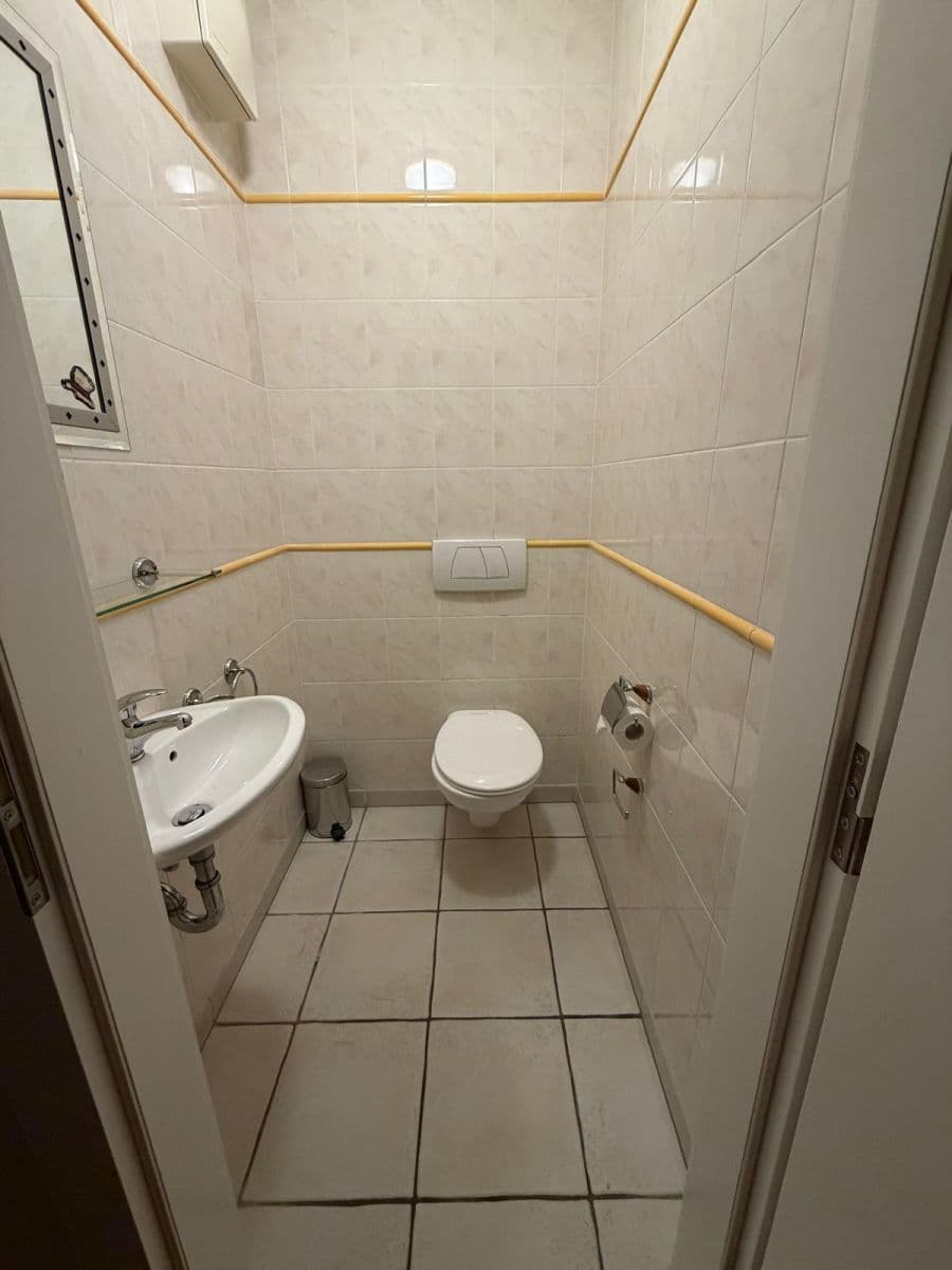 Studio flat to rent, 30 m², Konojedská, Prague, Prague Studio flat to rent, 30 m², Konojedská, Prague, Prague