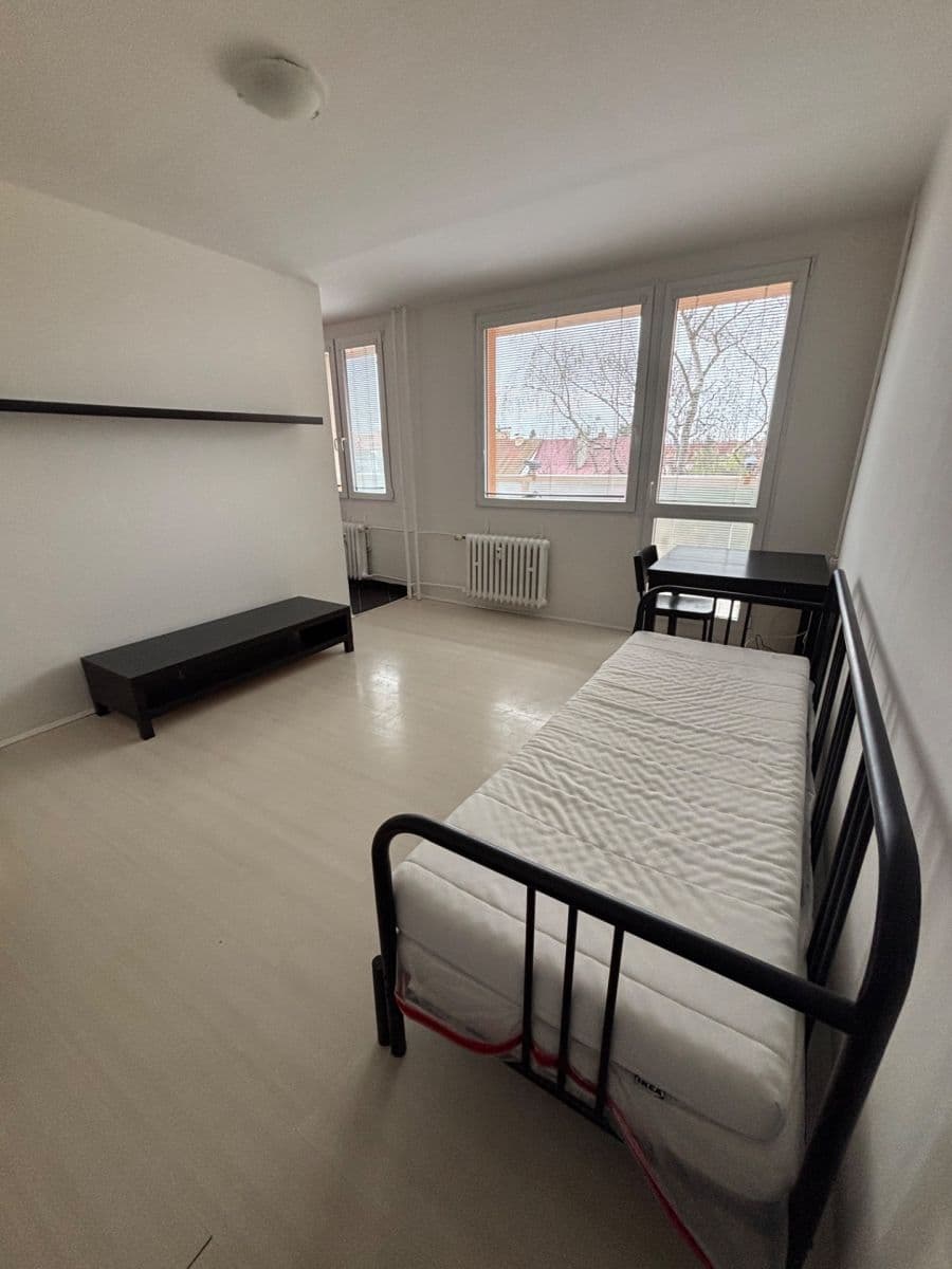 Studio flat to rent, 30 m², Kaplická, Prague, Prague Studio flat to rent, 30 m², Kaplická, Prague, Prague