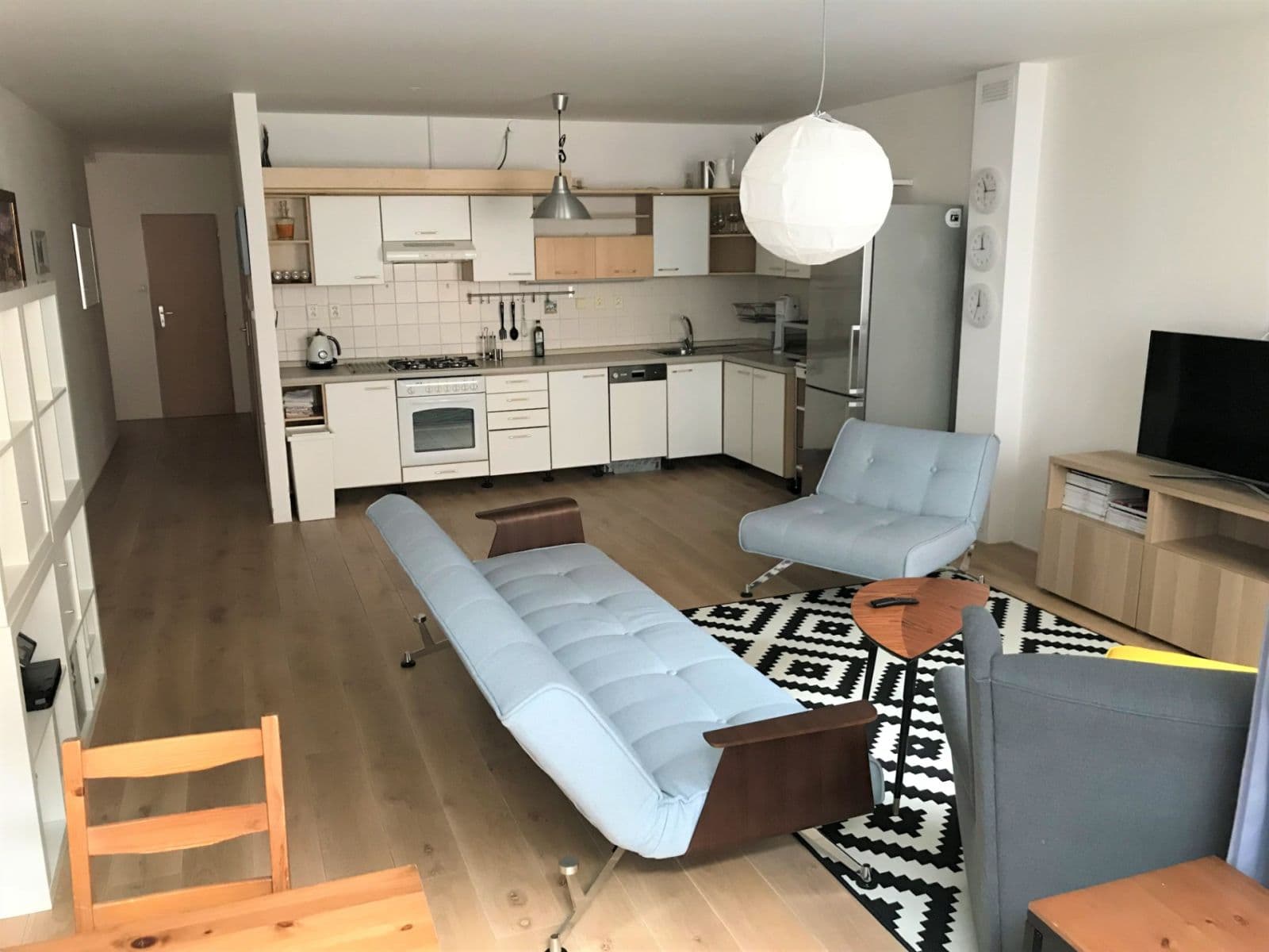 1 bedroom with open-plan kitchen flat to rent, 75 m², Pod Pramenem, Prague, Prague 1 bedroom with open-plan kitchen flat to rent, 75 m², Pod Pramenem, Prague, Prague