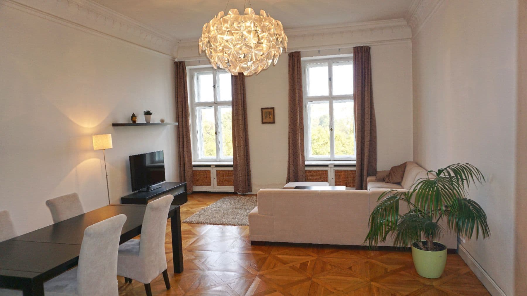 2 bedroom flat to rent, 107 m², Janáčkovo nábřeží, Prague, Prague 2 bedroom flat to rent, 107 m², Janáčkovo nábřeží, Prague, Prague