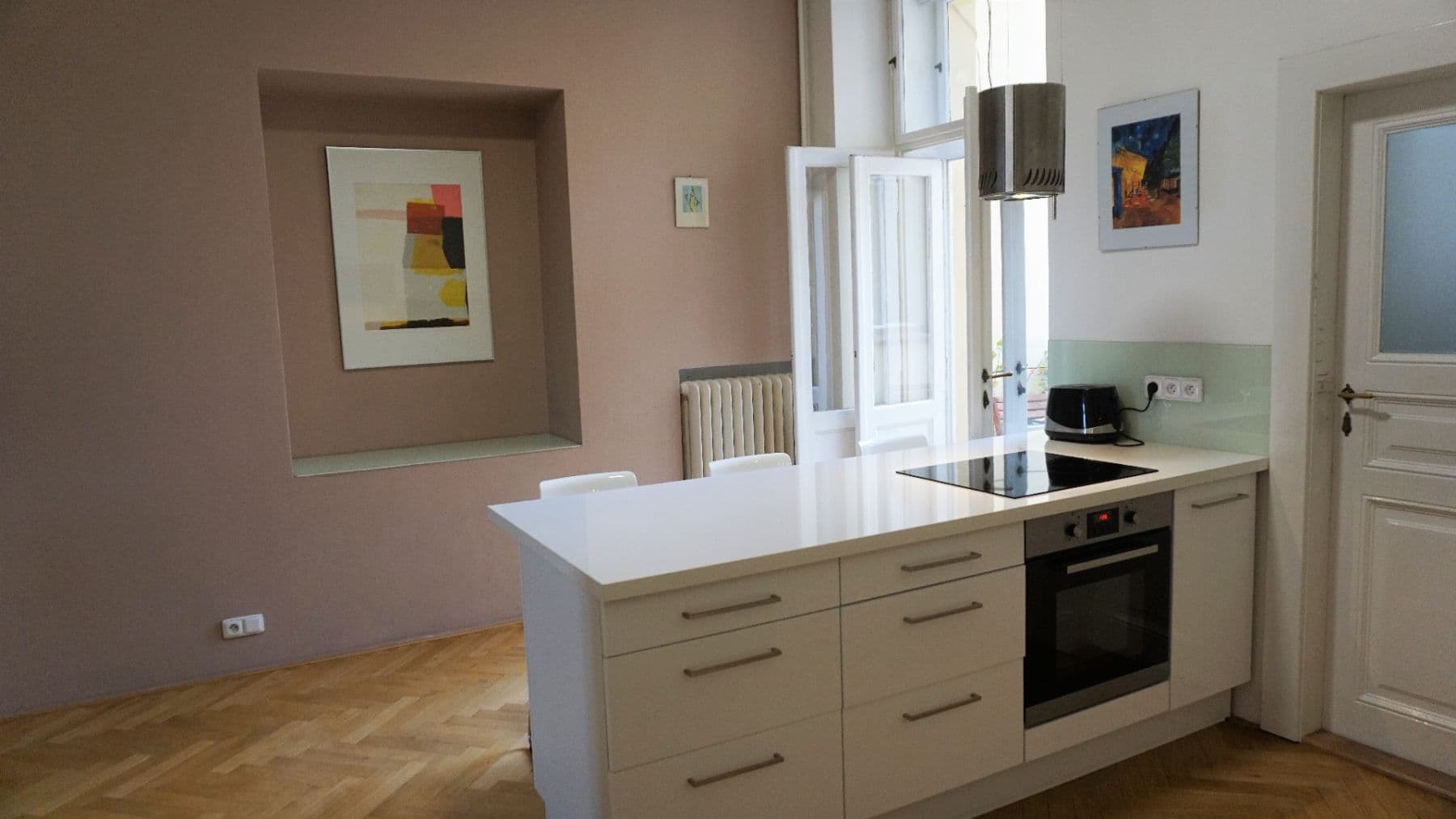 2 bedroom flat to rent, 107 m², Janáčkovo nábřeží, Prague, Prague 2 bedroom flat to rent, 107 m², Janáčkovo nábřeží, Prague, Prague