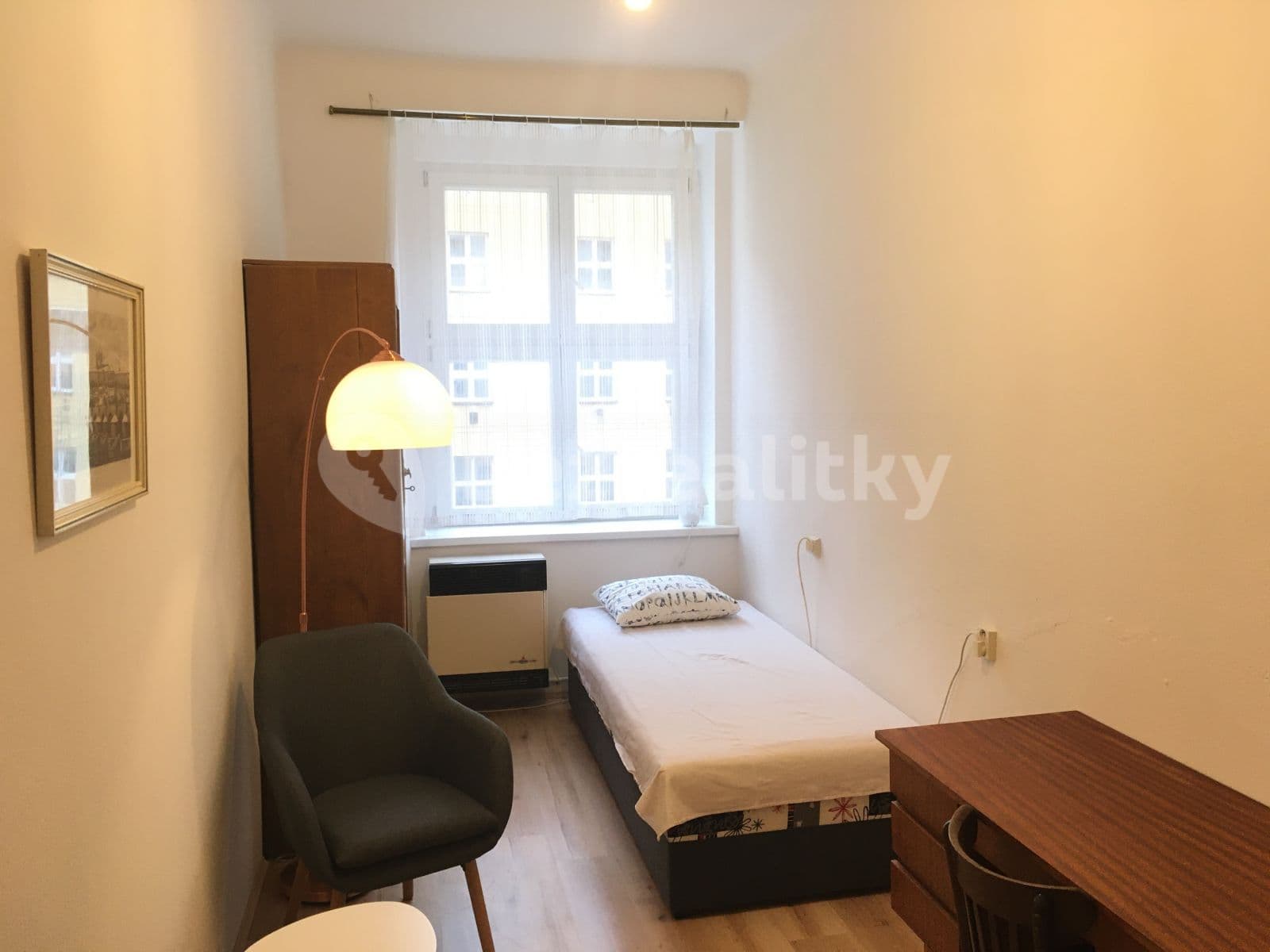 5 bedroom flat to rent, 12 m², Schnirchova, Prague, Prague 5 bedroom flat to rent, 12 m², Schnirchova, Prague, Prague