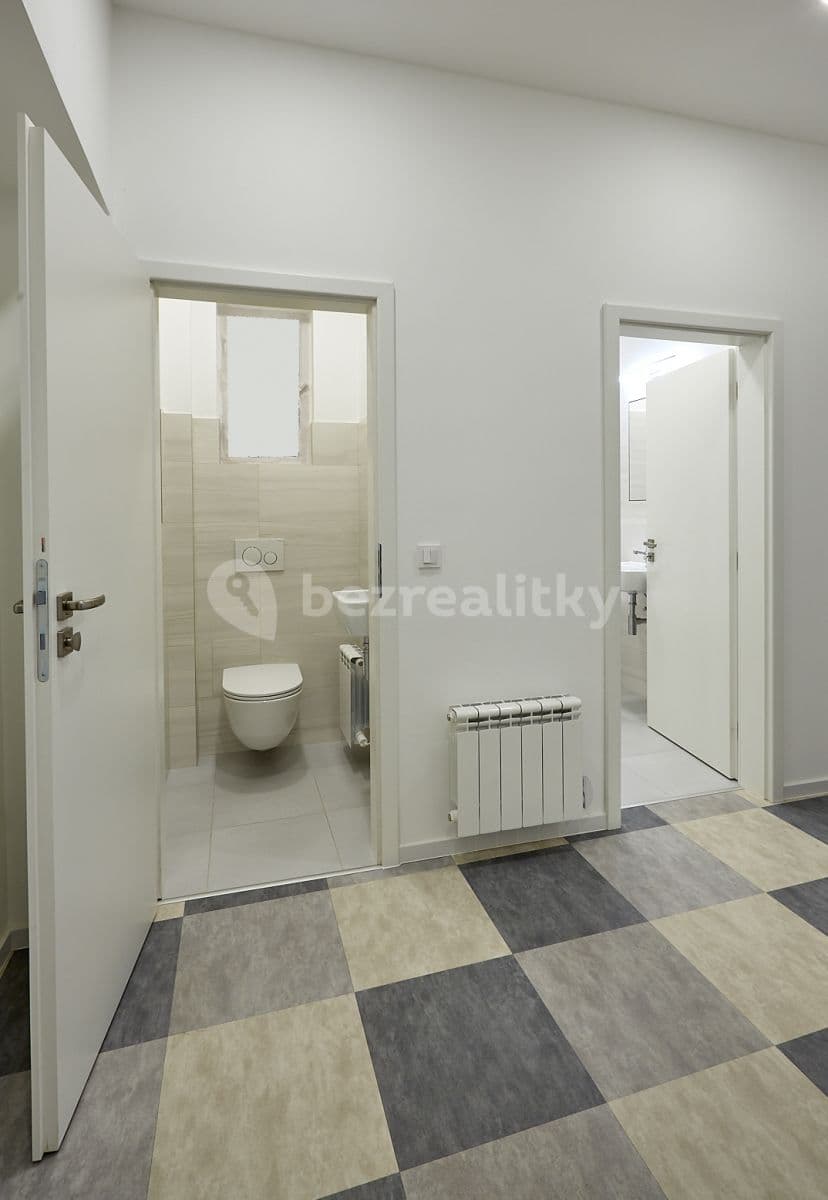 Studio flat to rent, 35 m², Schnirchova, Prague, Prague Studio flat to rent, 35 m², Schnirchova, Prague, Prague
