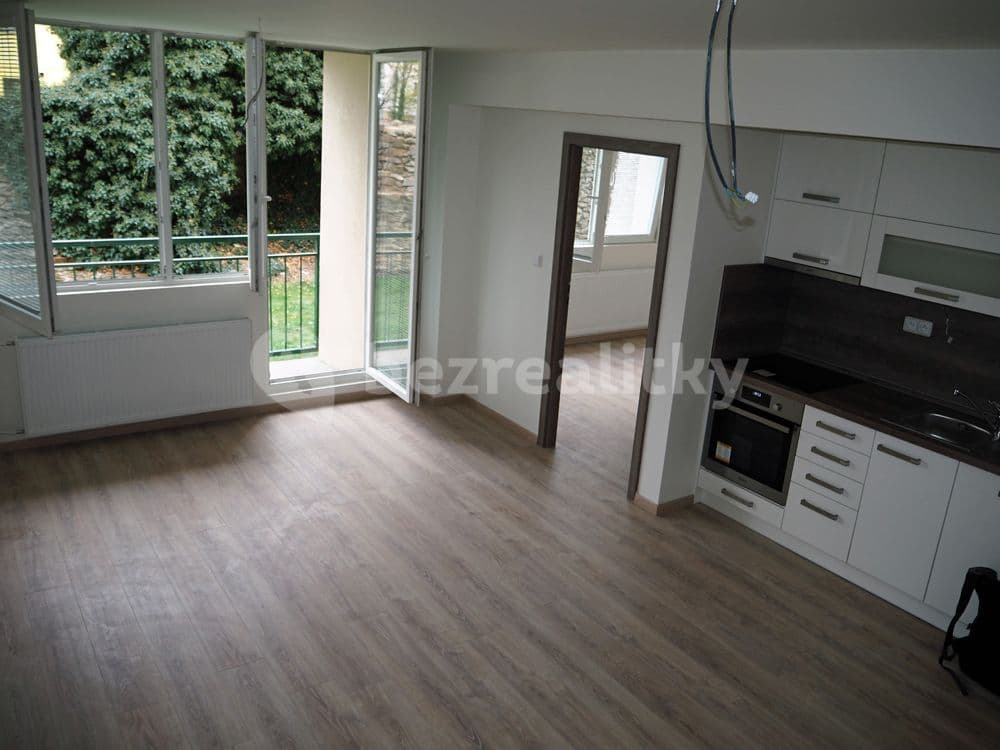 1 bedroom with open-plan kitchen flat to rent, 45 m², Na Klášteře, Beroun, Středočeský Region