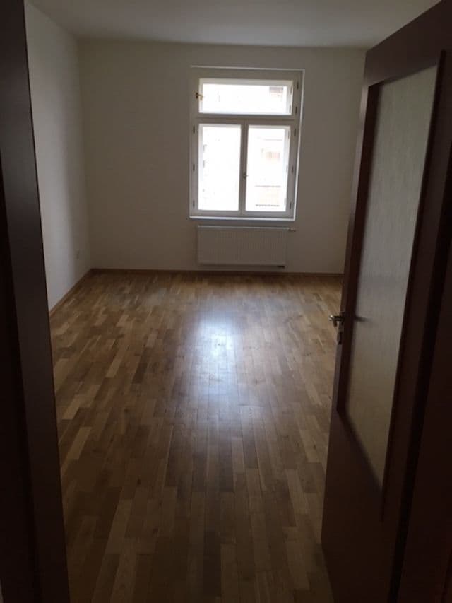 3 bedroom flat to rent, 78 m², Bořivojova, Prague, Prague 3 bedroom flat to rent, 78 m², Bořivojova, Prague, Prague
