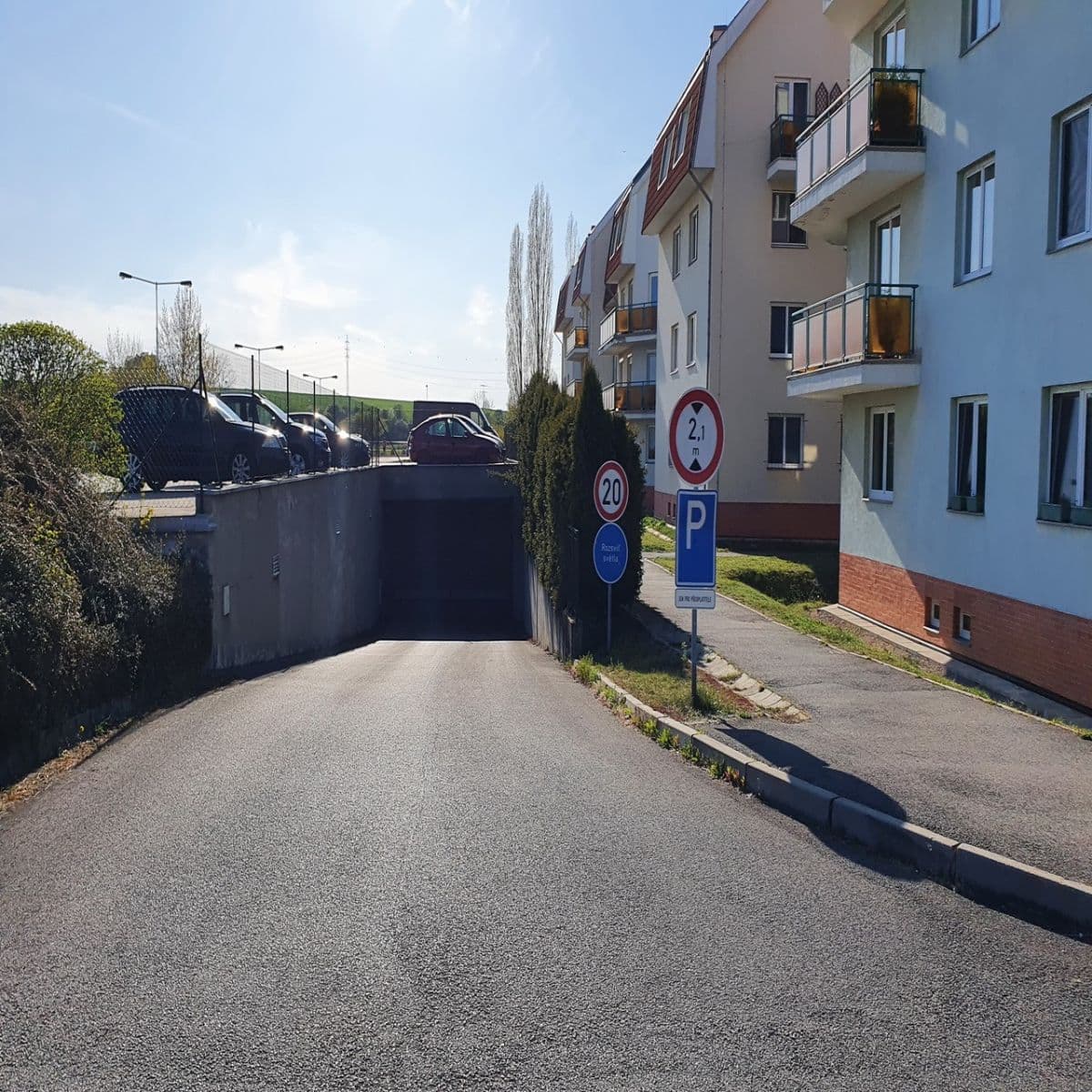 garage to rent, 20 m², K Horoměřicům, Prague, Prague garage to rent, 20 m², K Horoměřicům, Prague, Prague