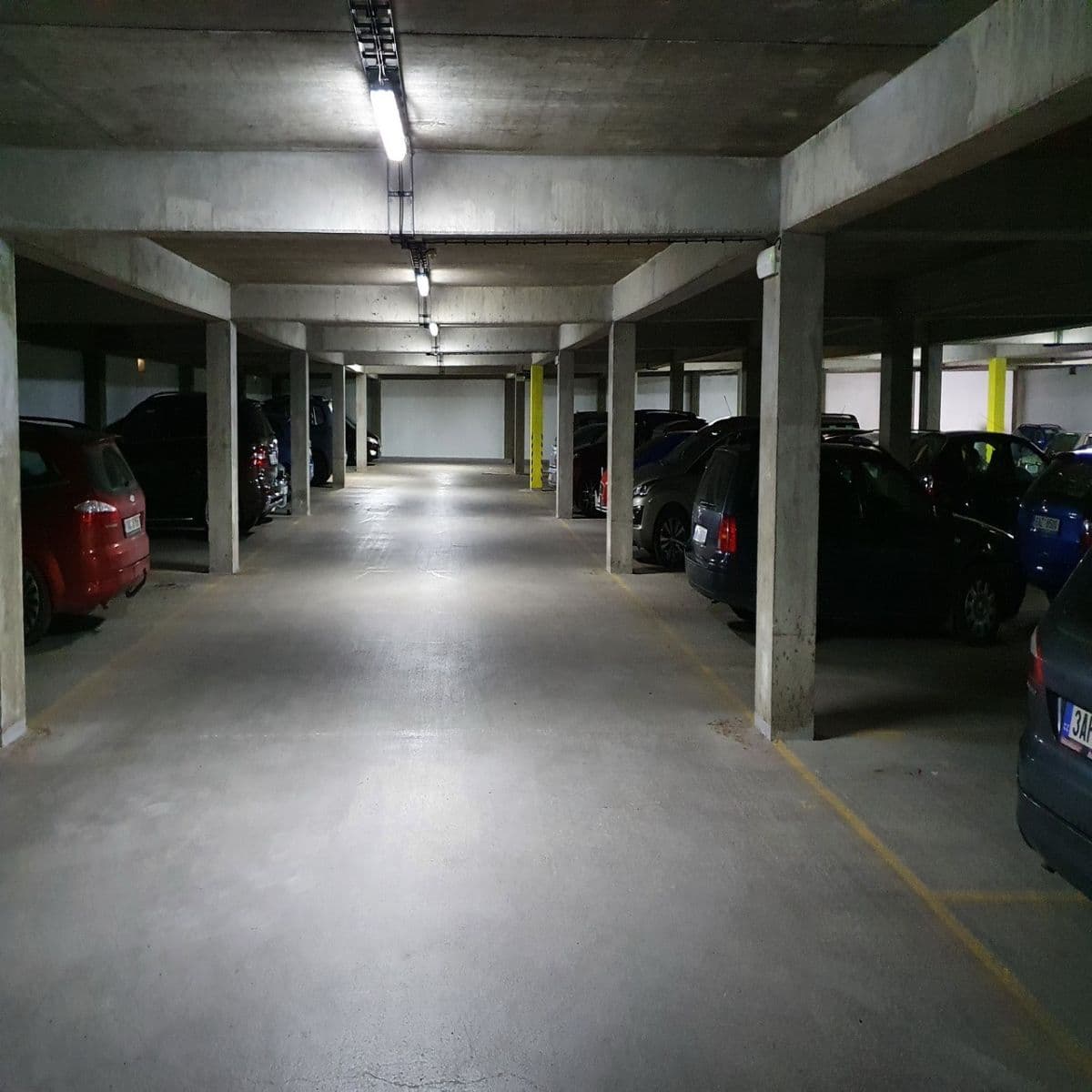 garage to rent, 20 m², K Horoměřicům, Prague, Prague garage to rent, 20 m², K Horoměřicům, Prague, Prague