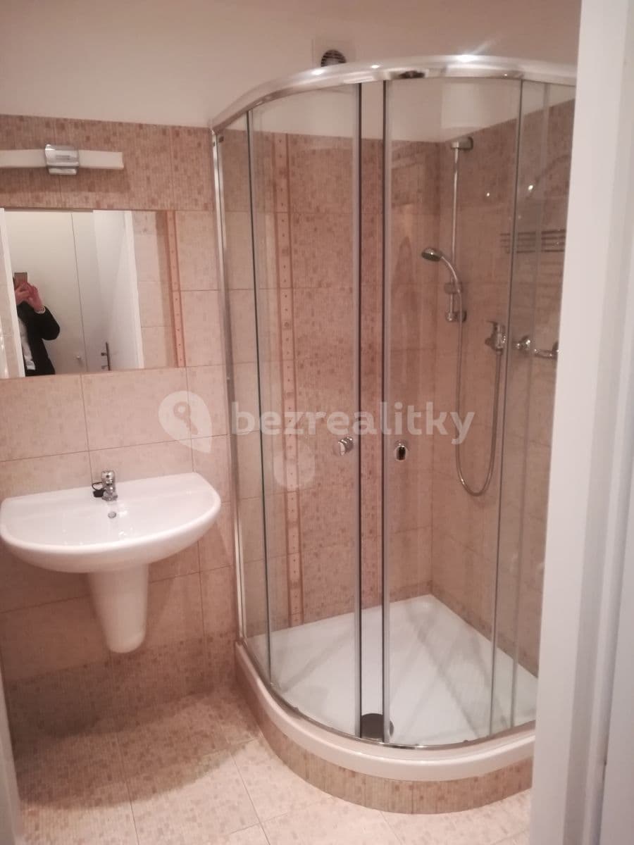 2 bedroom flat to rent, 75 m², Nádražní, Ostrava, Moravskoslezský Region 2 bedroom flat to rent, 75 m², Nádražní, Ostrava, Moravskoslezský Region