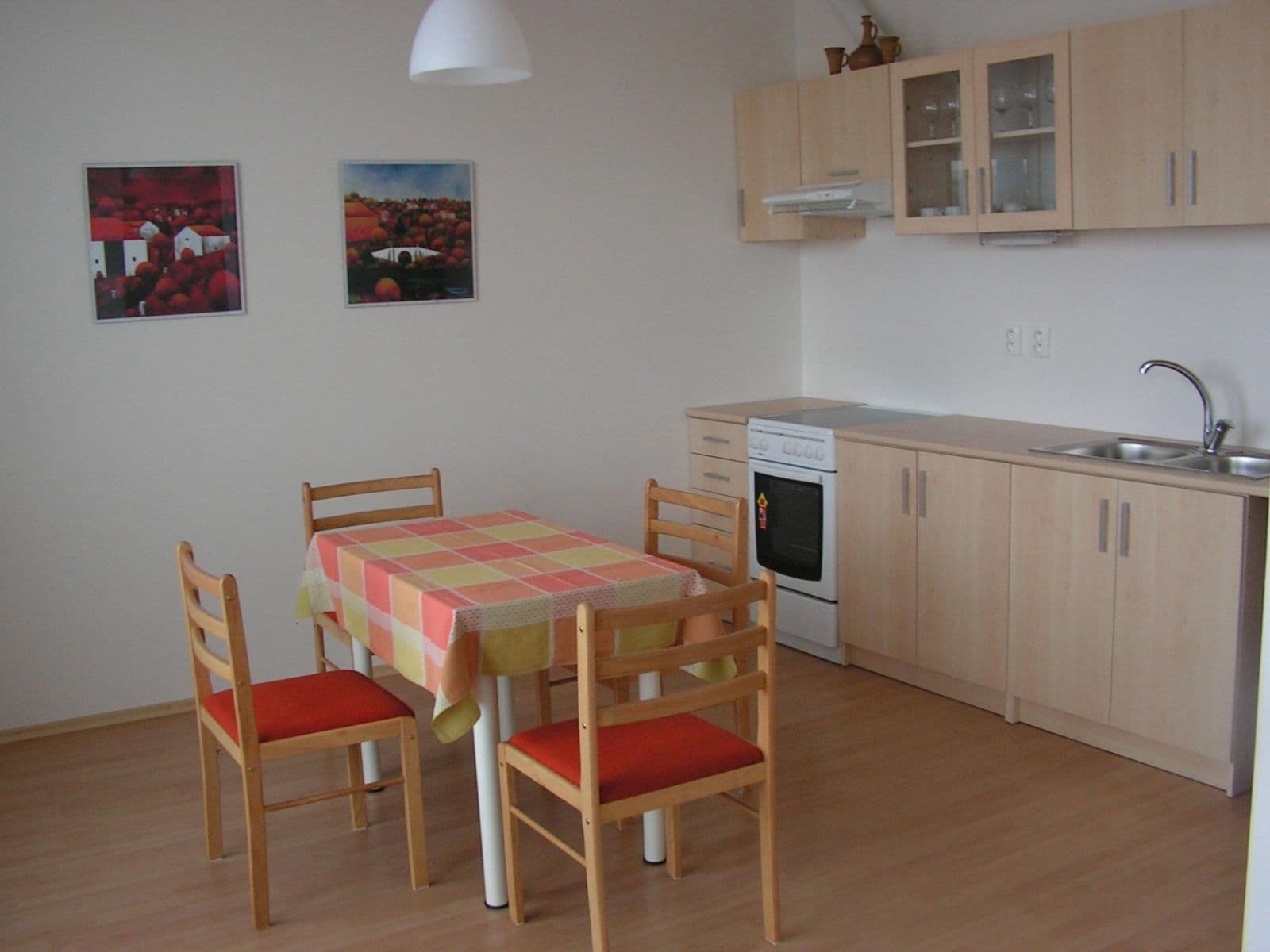 1 bedroom with open-plan kitchen flat to rent, 62 m², Křídlovická, Brno, Jihomoravský Region 1 bedroom with open-plan kitchen flat to rent, 62 m², Křídlovická, Brno, Jihomoravský Region