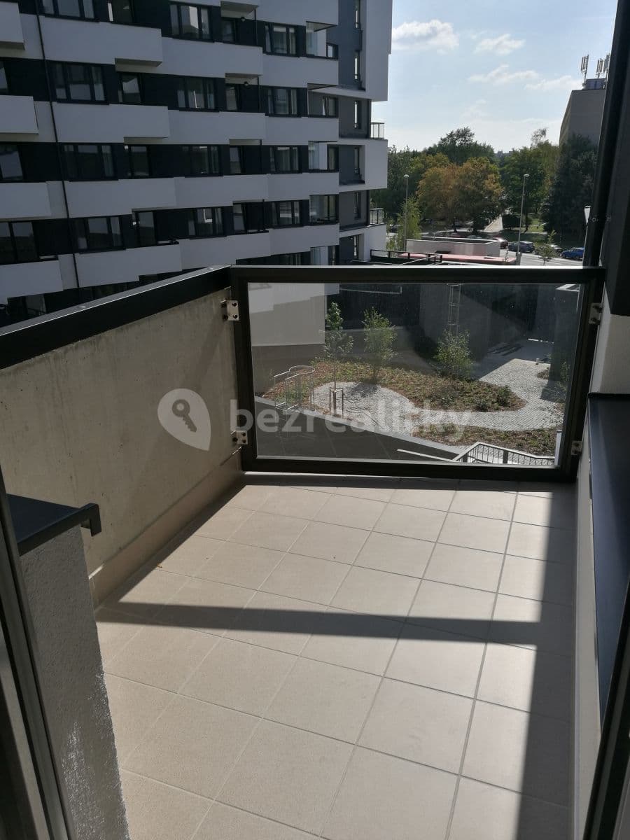 1 bedroom with open-plan kitchen flat to rent, 54 m², Lovosická, Prague, Prague 1 bedroom with open-plan kitchen flat to rent, 54 m², Lovosická, Prague, Prague