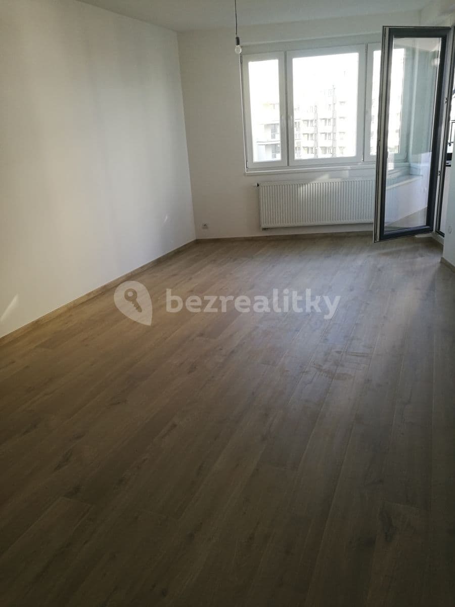 1 bedroom with open-plan kitchen flat to rent, 54 m², Lovosická, Prague, Prague 1 bedroom with open-plan kitchen flat to rent, 54 m², Lovosická, Prague, Prague