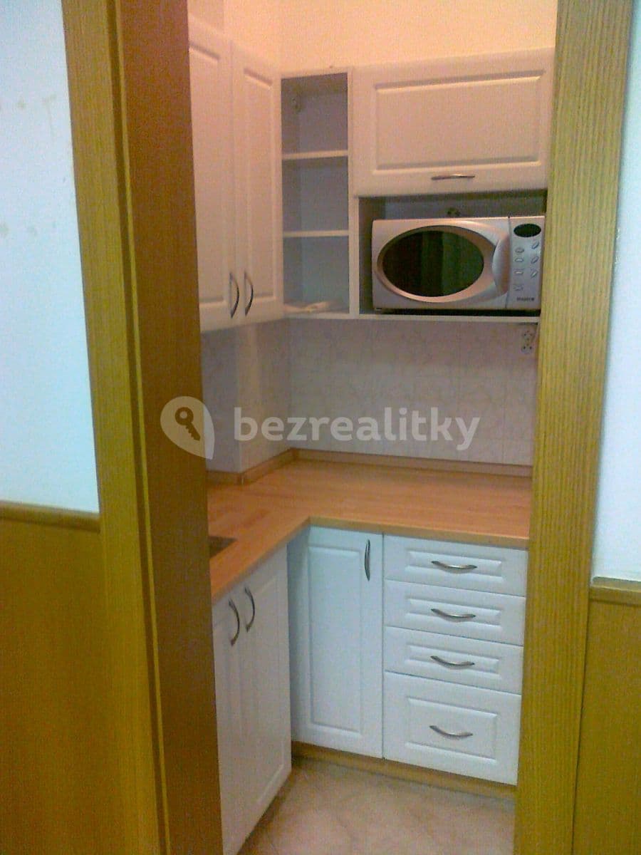 office to rent, 15 m², Jeseniova, Prague, Prague office to rent, 15 m², Jeseniova, Prague, Prague