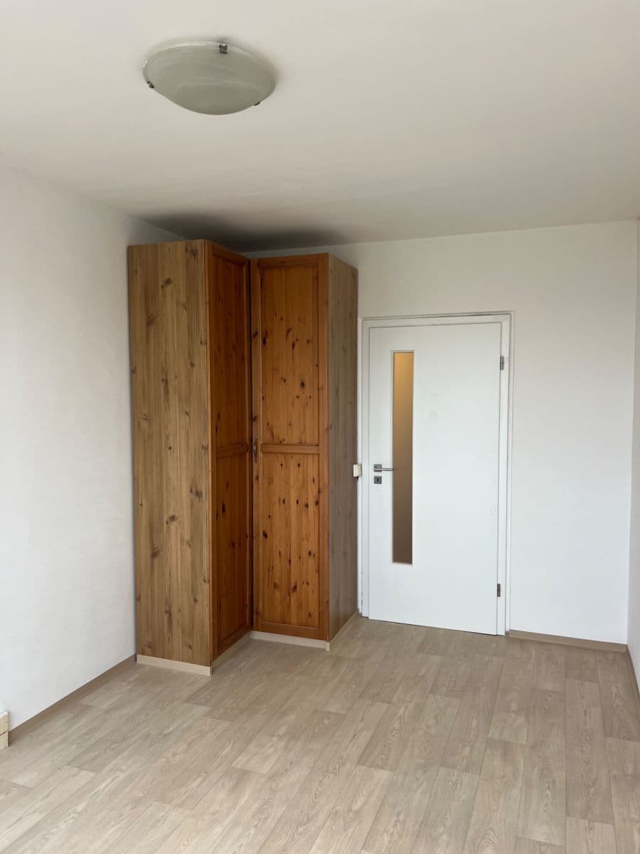 2 bedroom with open-plan kitchen flat to rent, 80 m², Píškova, Prague, Prague 2 bedroom with open-plan kitchen flat to rent, 80 m², Píškova, Prague, Prague