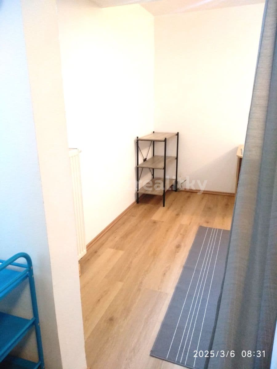 1 bedroom flat to rent, 27 m², K Čestlicům, Prague, Prague 1 bedroom flat to rent, 27 m², K Čestlicům, Prague, Prague