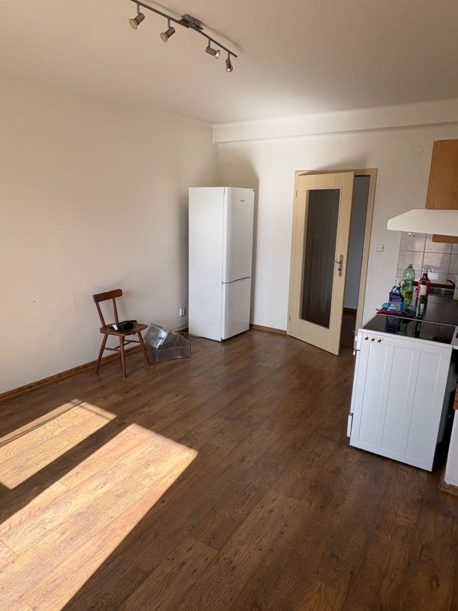 1 bedroom flat to rent, 55 m², Mezidomí, Ústí nad Labem, Ústecký Region 1 bedroom flat to rent, 55 m², Mezidomí, Ústí nad Labem, Ústecký Region