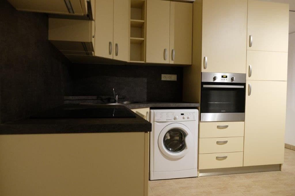 1 bedroom with open-plan kitchen flat to rent, 44 m², Čistovická, Prague, Prague 1 bedroom with open-plan kitchen flat to rent, 44 m², Čistovická, Prague, Prague