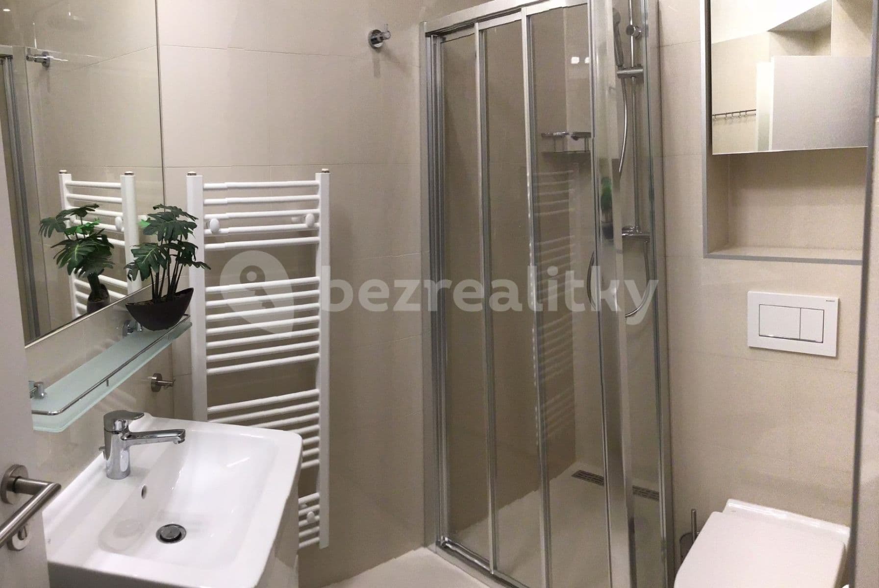 1 bedroom with open-plan kitchen flat to rent, 46 m², Lihovarská, Prague, Prague 1 bedroom with open-plan kitchen flat to rent, 46 m², Lihovarská, Prague, Prague