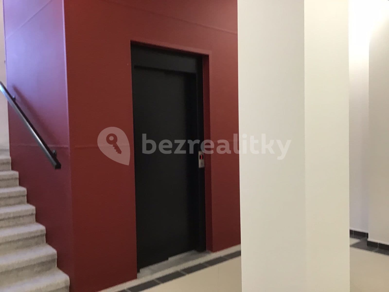 1 bedroom with open-plan kitchen flat to rent, 46 m², Lihovarská, Prague, Prague 1 bedroom with open-plan kitchen flat to rent, 46 m², Lihovarská, Prague, Prague