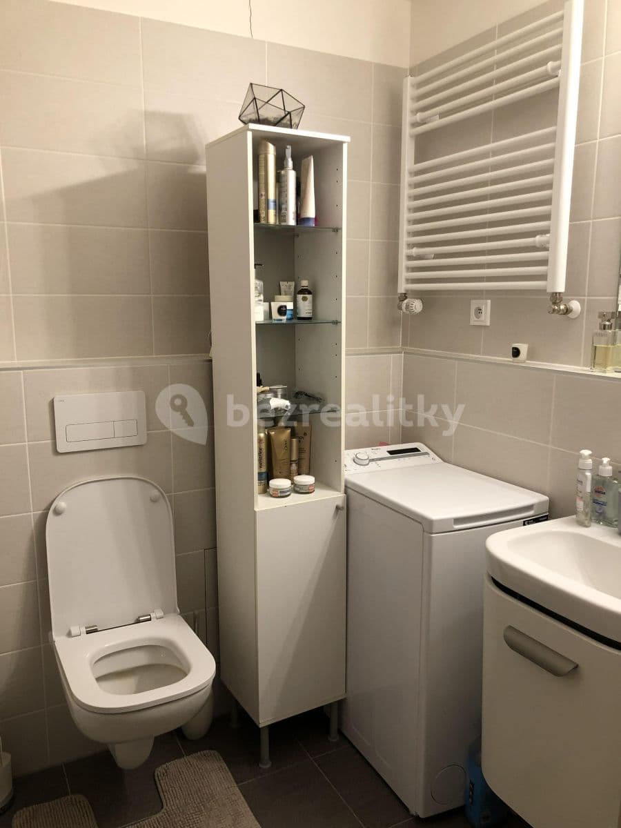 Studio flat to rent, 27 m², Holýšovská, Prague, Prague Studio flat to rent, 27 m², Holýšovská, Prague, Prague