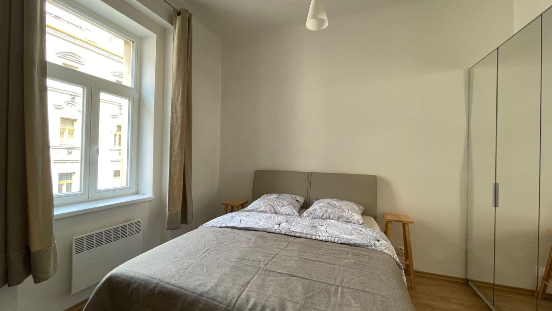 1 bedroom with open-plan kitchen flat to rent, 42 m², Sarajevská, Prague, Prague 1 bedroom with open-plan kitchen flat to rent, 42 m², Sarajevská, Prague, Prague