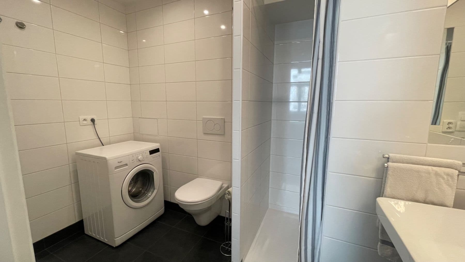 1 bedroom with open-plan kitchen flat to rent, 42 m², Sarajevská, Prague, Prague 1 bedroom with open-plan kitchen flat to rent, 42 m², Sarajevská, Prague, Prague
