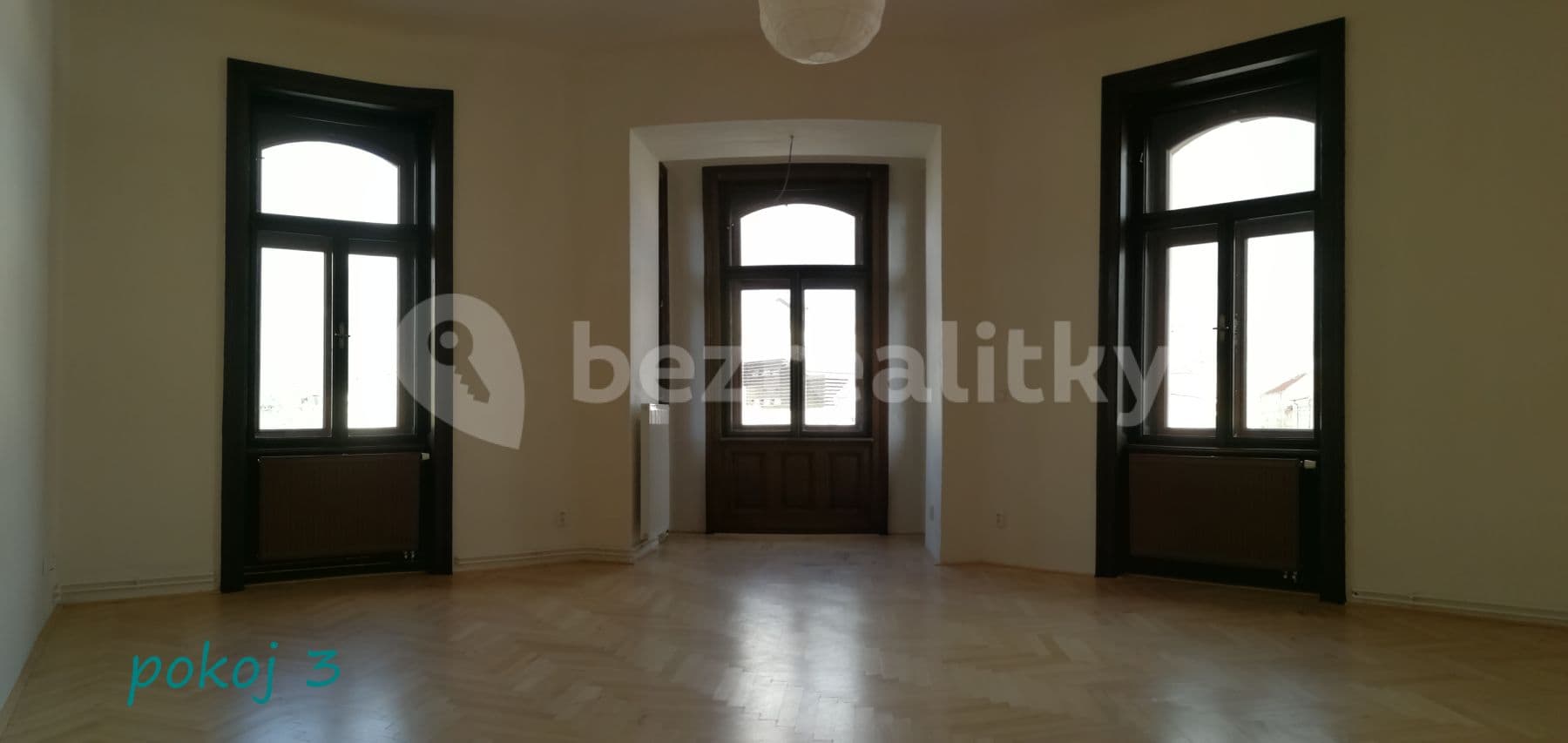 4 bedroom flat to rent, 155 m², třída Svobody, Olomouc, Olomoucký Region 4 bedroom flat to rent, 155 m², třída Svobody, Olomouc, Olomoucký Region