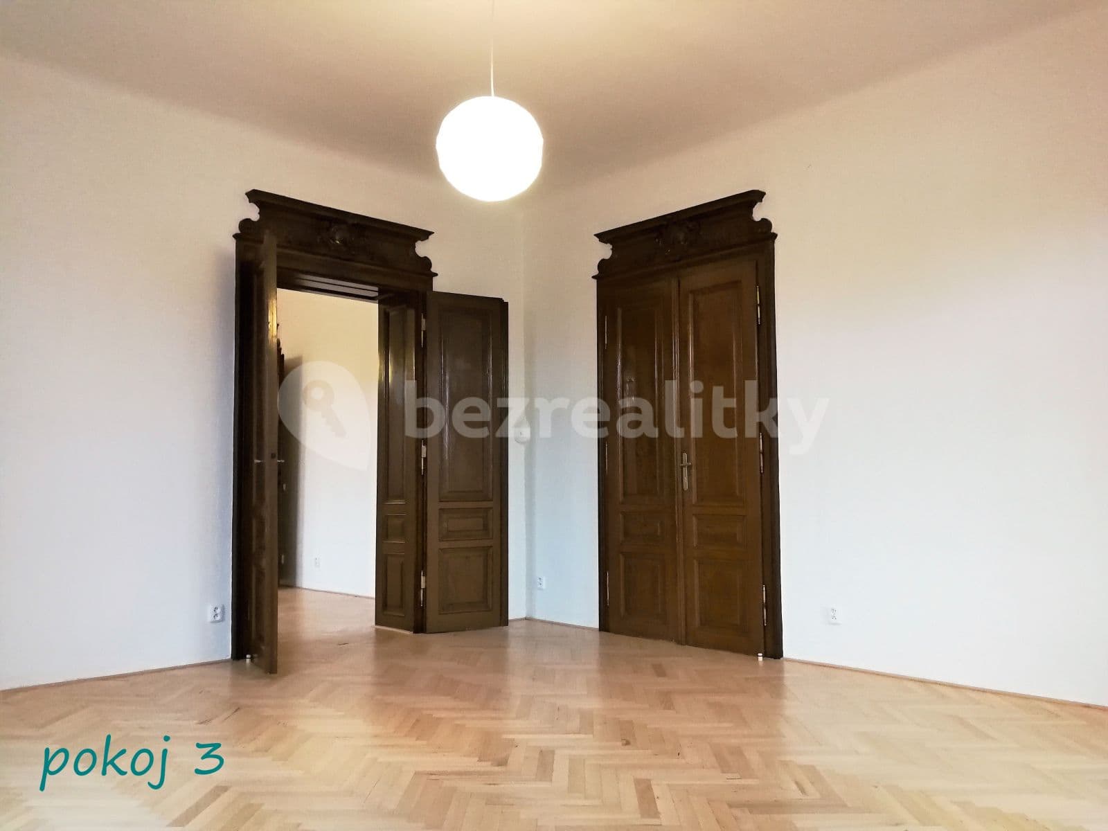 4 bedroom flat to rent, 155 m², třída Svobody, Olomouc, Olomoucký Region 4 bedroom flat to rent, 155 m², třída Svobody, Olomouc, Olomoucký Region