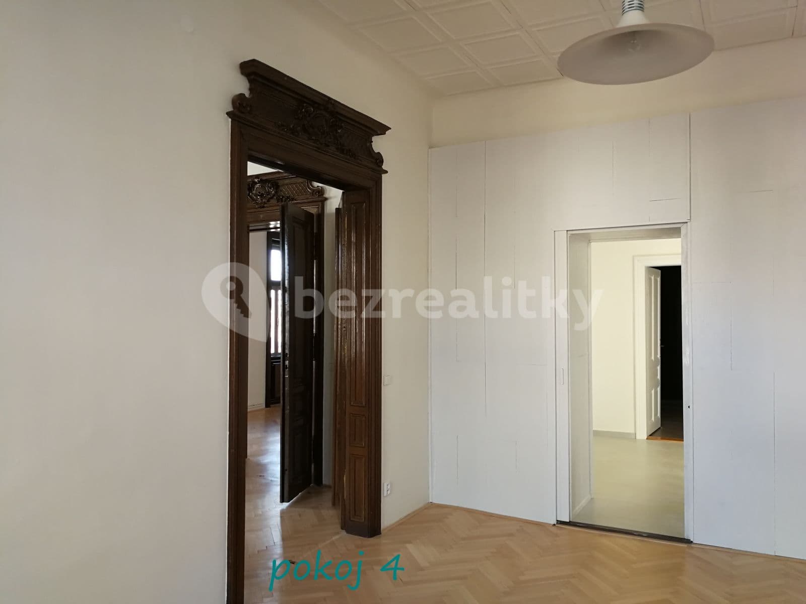 4 bedroom flat to rent, 155 m², třída Svobody, Olomouc, Olomoucký Region 4 bedroom flat to rent, 155 m², třída Svobody, Olomouc, Olomoucký Region