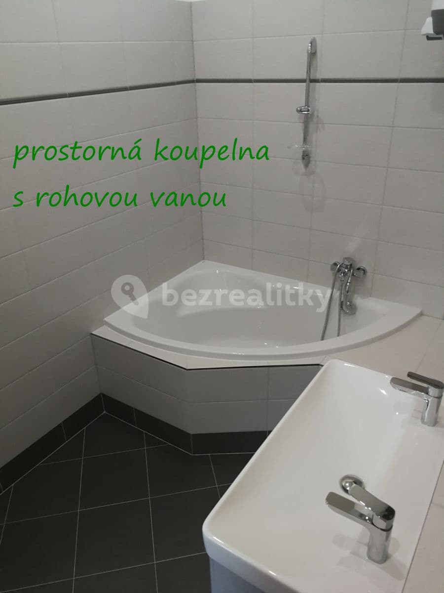 4 bedroom flat to rent, 155 m², třída Svobody, Olomouc, Olomoucký Region 4 bedroom flat to rent, 155 m², třída Svobody, Olomouc, Olomoucký Region