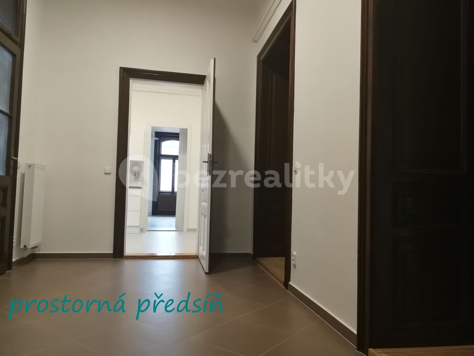 4 bedroom flat to rent, 155 m², třída Svobody, Olomouc, Olomoucký Region 4 bedroom flat to rent, 155 m², třída Svobody, Olomouc, Olomoucký Region