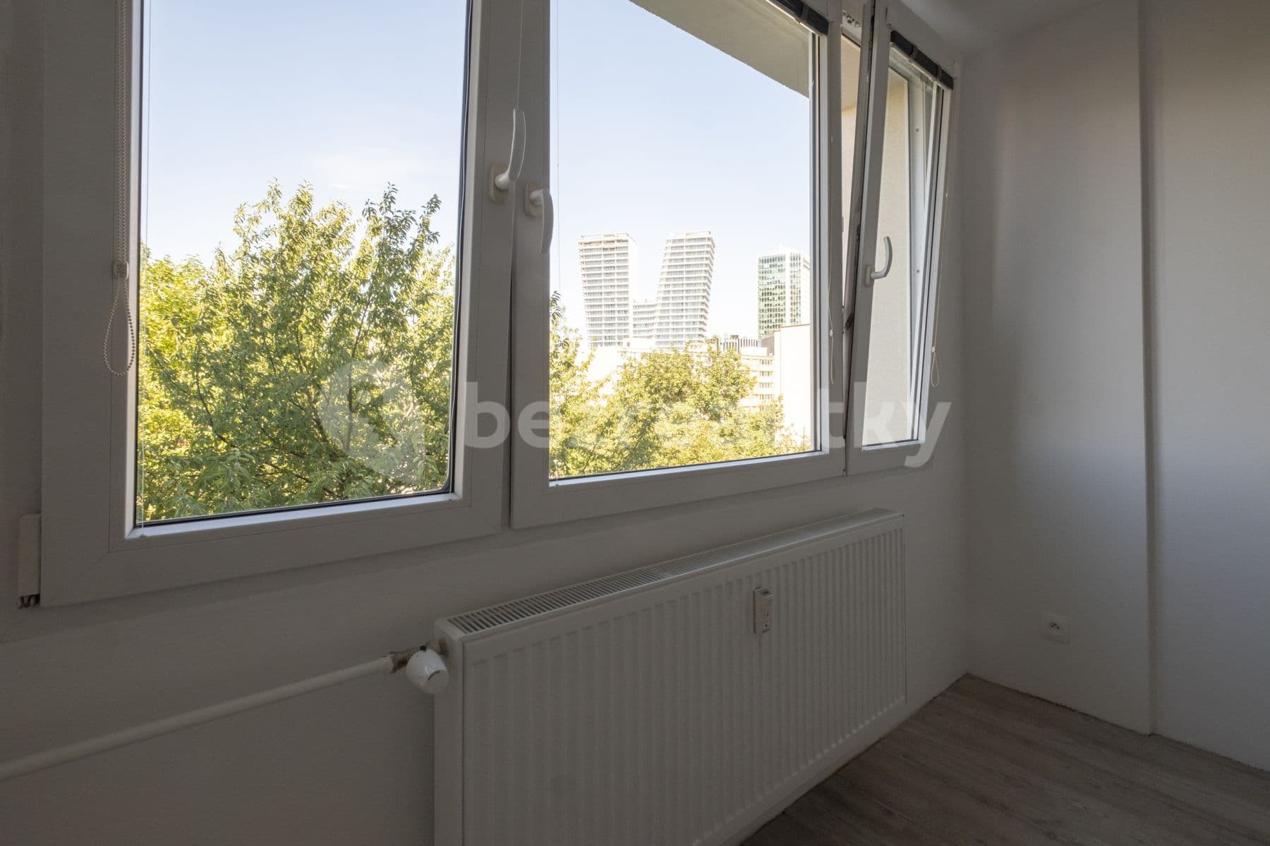 1 bedroom with open-plan kitchen flat to rent, 38 m², Na Strži, Prague, Prague 1 bedroom with open-plan kitchen flat to rent, 38 m², Na Strži, Prague, Prague
