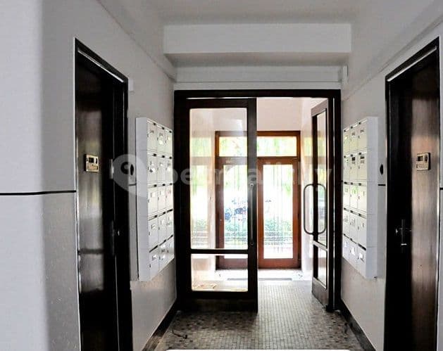 1 bedroom with open-plan kitchen flat to rent, 47 m², Mládeže, Prague, Prague 1 bedroom with open-plan kitchen flat to rent, 47 m², Mládeže, Prague, Prague