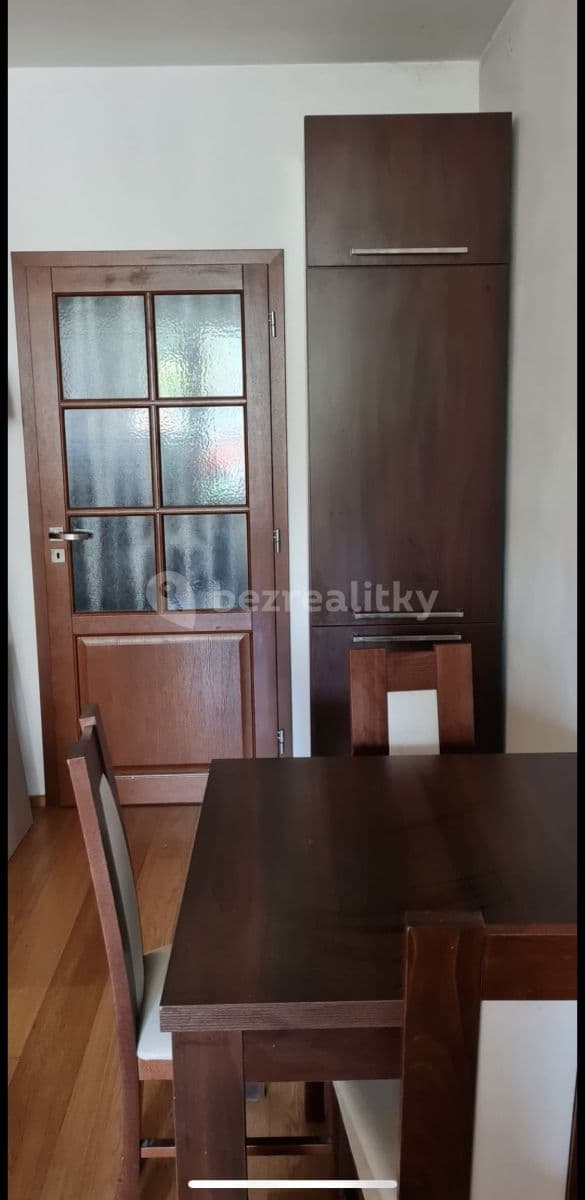 2 bedroom with open-plan kitchen flat to rent, 72 m², Prague, Prague 2 bedroom with open-plan kitchen flat to rent, 72 m², Prague, Prague