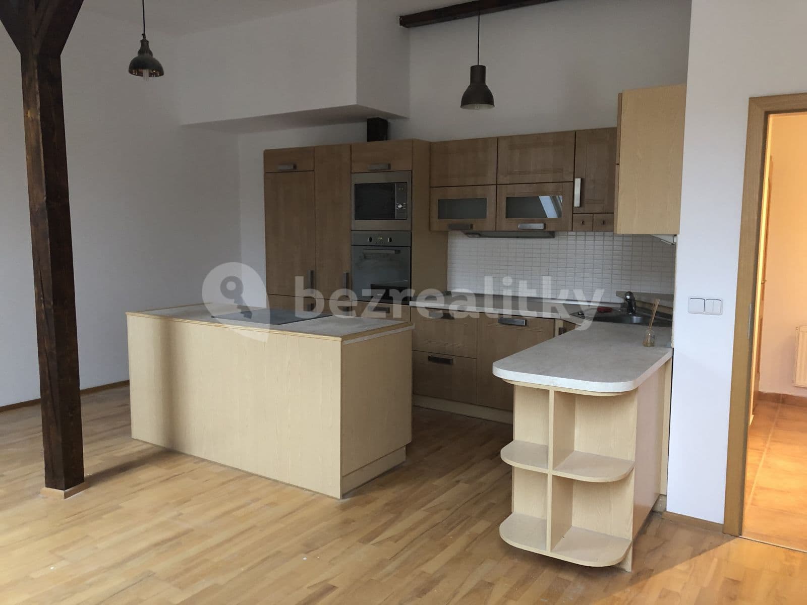 1 bedroom with open-plan kitchen flat to rent, 70 m², Nitranská, Prague, Prague 1 bedroom with open-plan kitchen flat to rent, 70 m², Nitranská, Prague, Prague