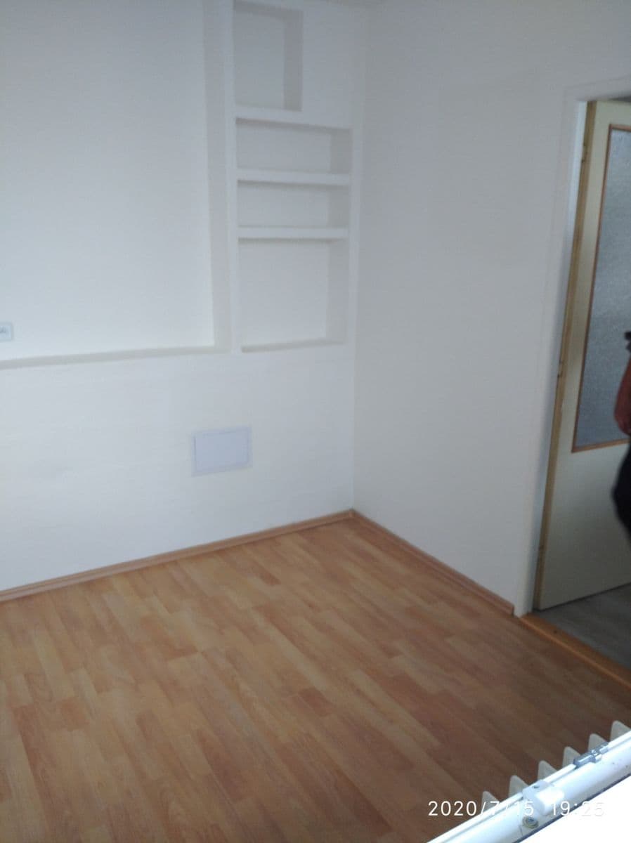 1 bedroom with open-plan kitchen flat to rent, 34 m², Kojetická, Neratovice, Středočeský Region 1 bedroom with open-plan kitchen flat to rent, 34 m², Kojetická, Neratovice, Středočeský Region