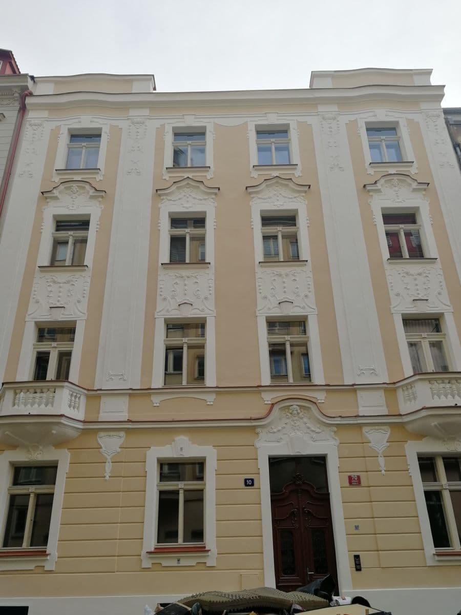 1 bedroom with open-plan kitchen flat to rent, 61 m², Košická, Prague, Prague 1 bedroom with open-plan kitchen flat to rent, 61 m², Košická, Prague, Prague