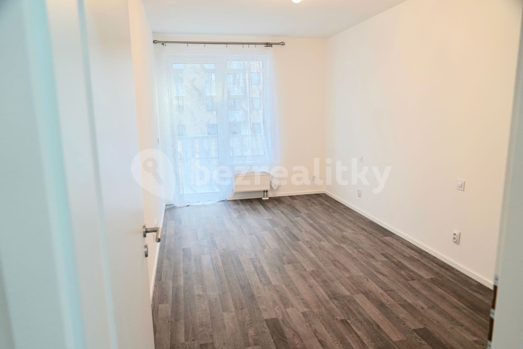 1 bedroom with open-plan kitchen flat to rent, 62 m², Zvěřinova, Prague, Prague 1 bedroom with open-plan kitchen flat to rent, 62 m², Zvěřinova, Prague, Prague