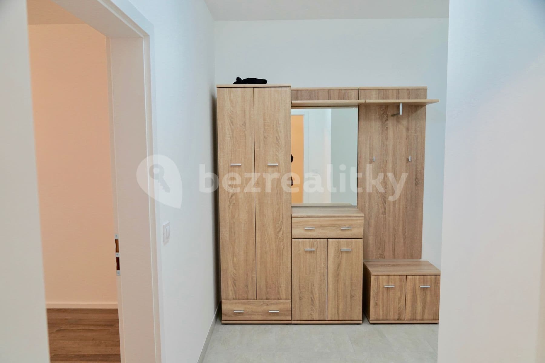 1 bedroom with open-plan kitchen flat to rent, 62 m², Zvěřinova, Prague, Prague 1 bedroom with open-plan kitchen flat to rent, 62 m², Zvěřinova, Prague, Prague