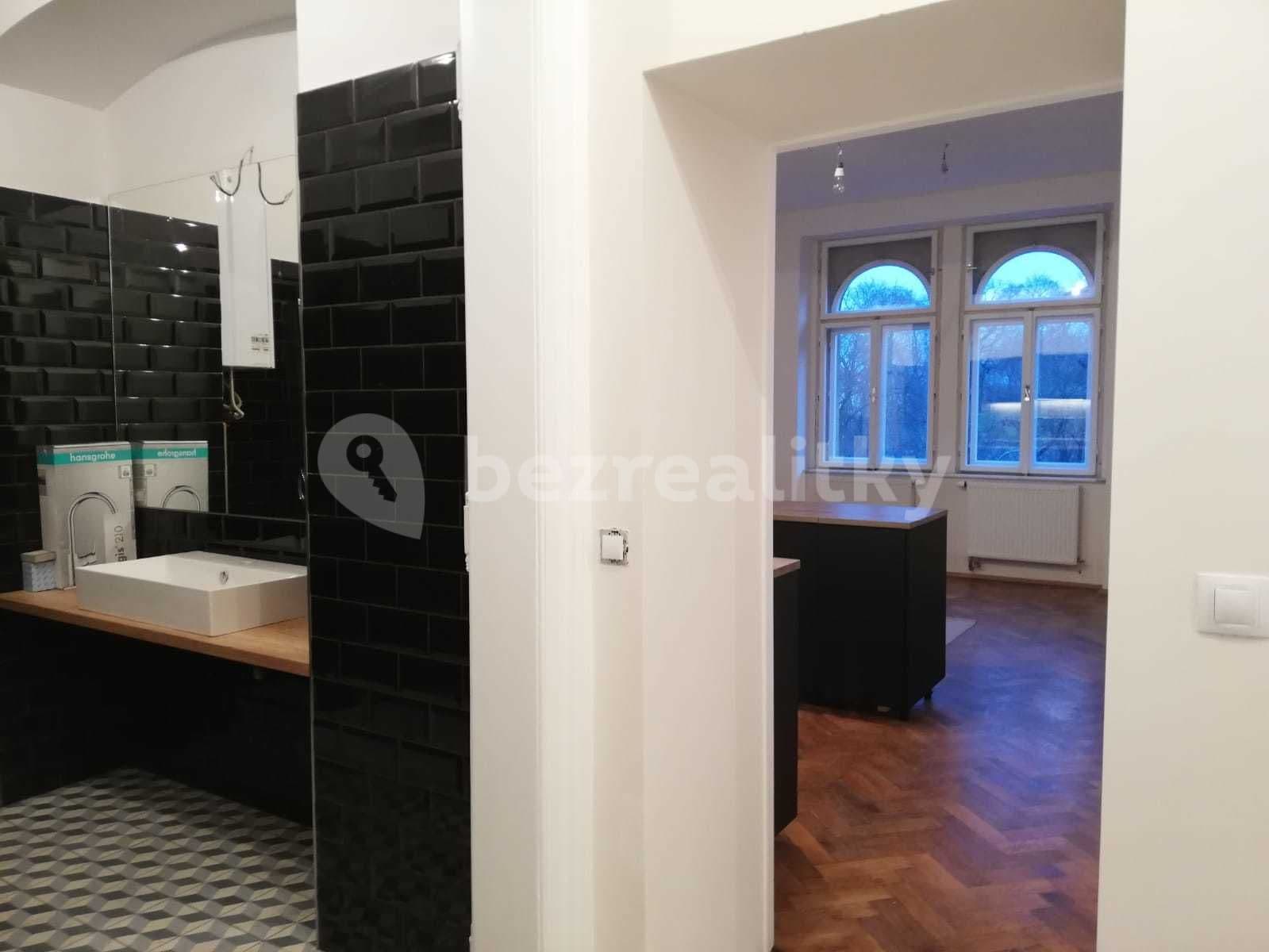 3 bedroom with open-plan kitchen flat to rent, 93 m², Ostrovského, Prague, Prague 3 bedroom with open-plan kitchen flat to rent, 93 m², Ostrovského, Prague, Prague