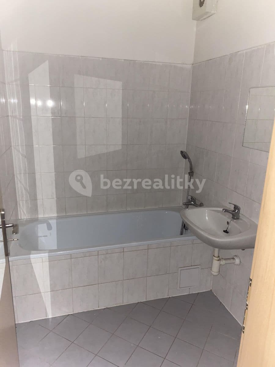 Studio flat to rent, 30 m², Baráčnická, Ústí nad Labem, Ústecký Region Studio flat to rent, 30 m², Baráčnická, Ústí nad Labem, Ústecký Region