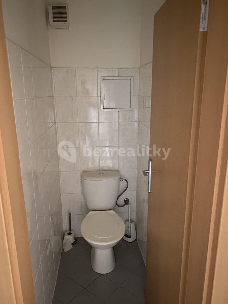 Studio flat to rent, 30 m², Baráčnická, Ústí nad Labem, Ústecký Region Studio flat to rent, 30 m², Baráčnická, Ústí nad Labem, Ústecký Region