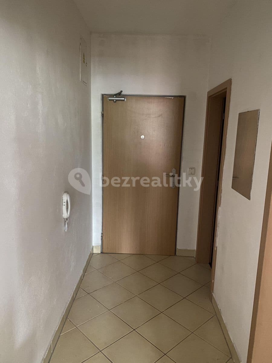 Studio flat to rent, 30 m², Baráčnická, Ústí nad Labem, Ústecký Region Studio flat to rent, 30 m², Baráčnická, Ústí nad Labem, Ústecký Region