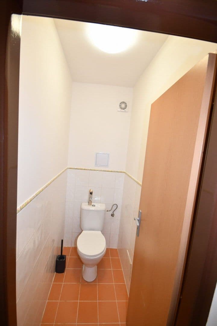 house to rent, 200 m², Seifertova, Velké Přílepy, Středočeský Region house to rent, 200 m², Seifertova, Velké Přílepy, Středočeský Region