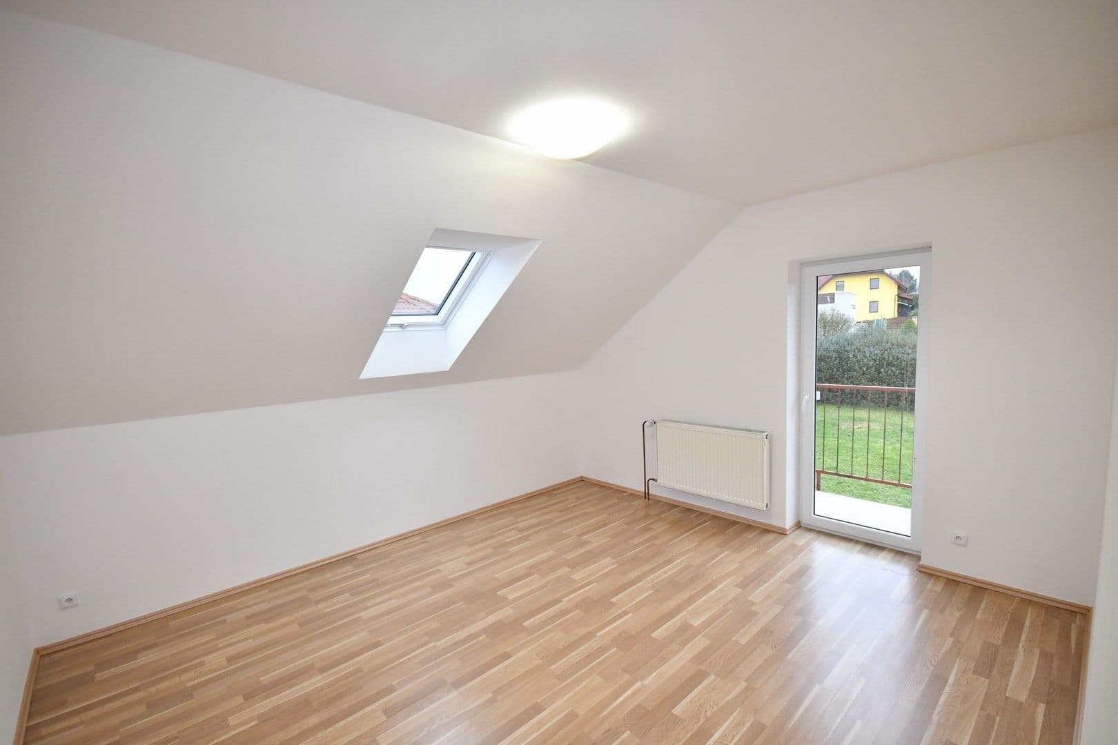 house to rent, 200 m², Seifertova, Velké Přílepy, Středočeský Region house to rent, 200 m², Seifertova, Velké Přílepy, Středočeský Region