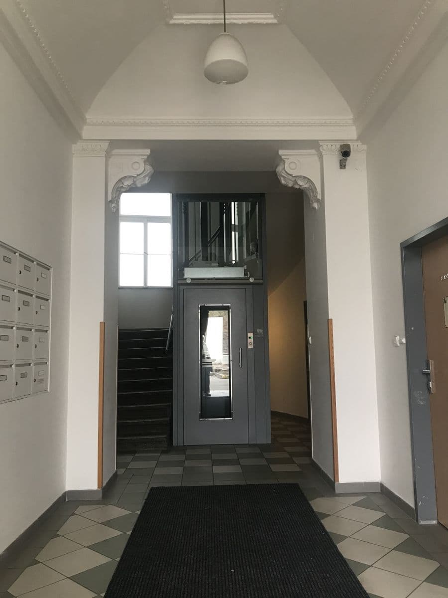 1 bedroom flat to rent, 38 m², Na Ostrůvku, Prague, Prague 1 bedroom flat to rent, 38 m², Na Ostrůvku, Prague, Prague