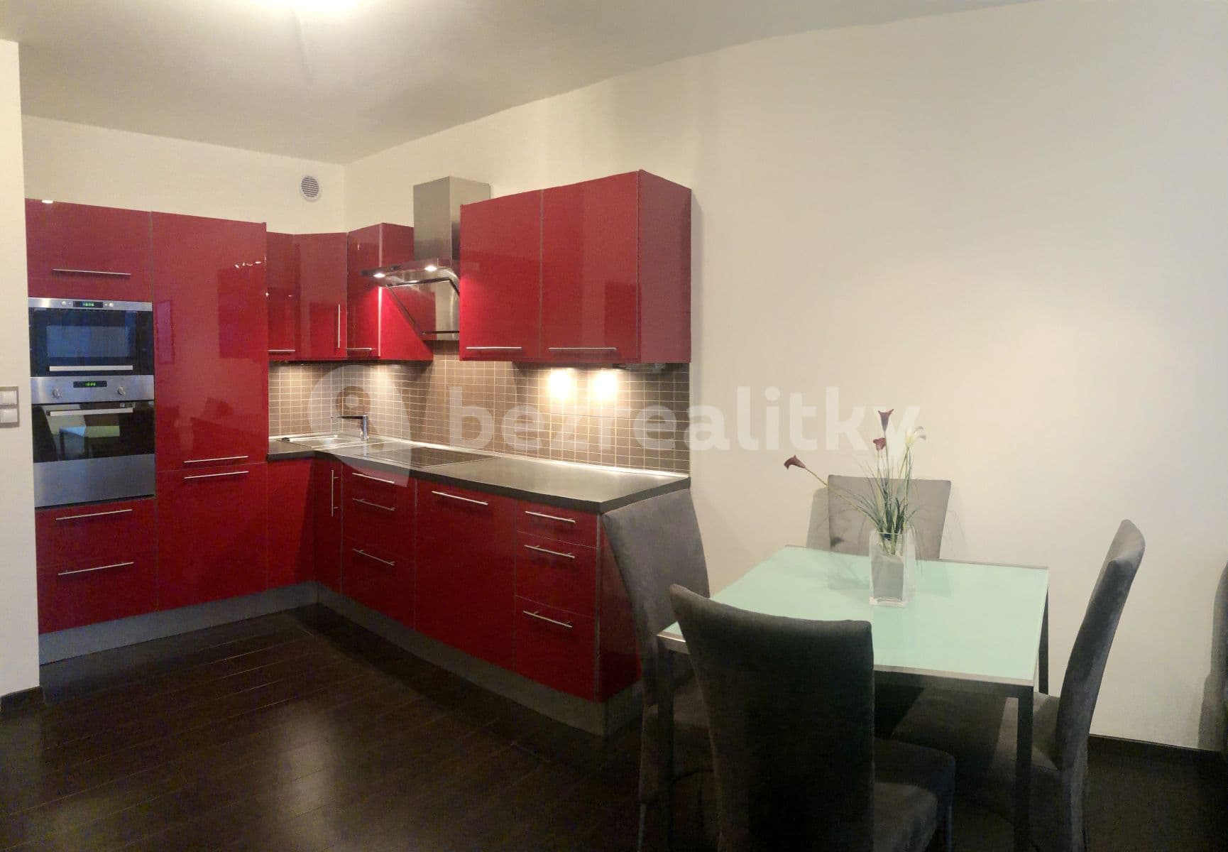 1 bedroom with open-plan kitchen flat to rent, 52 m², Pod Harfou, Prague, Prague 1 bedroom with open-plan kitchen flat to rent, 52 m², Pod Harfou, Prague, Prague