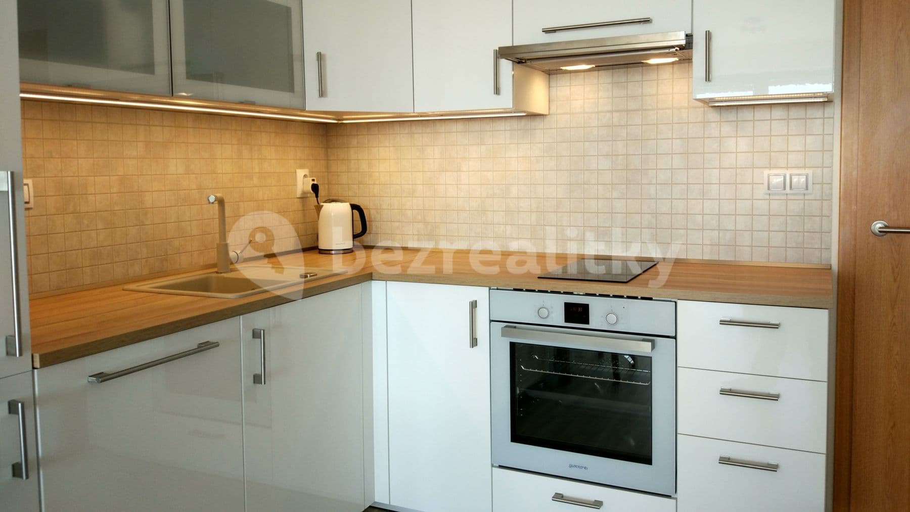Studio flat to rent, 47 m², Řípská, Brno, Jihomoravský Region Studio flat to rent, 47 m², Řípská, Brno, Jihomoravský Region